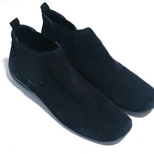 Walking Cradles Women's Ante Flat Black Suede Ankle boots Size 10N